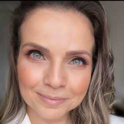 Elaine Soar